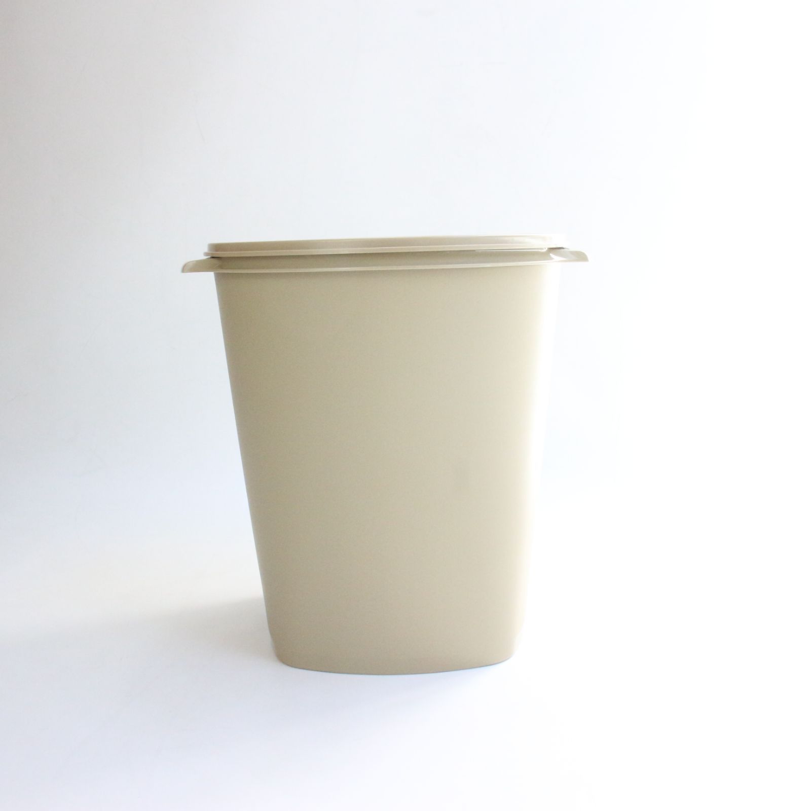 TM_058】【箱なし】Tupperware タッパーウェア マキシクイーン