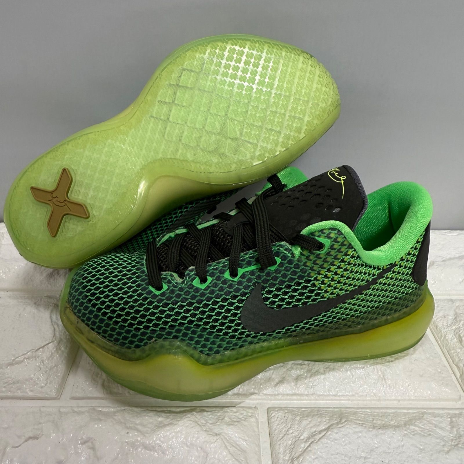 ナイキ コービー 10 NIKE KOBE X PS キッズ バッシュ スニーカー 16.5