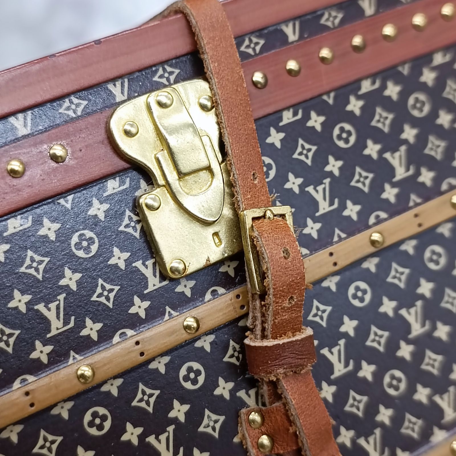 LOUISVUITTON 》 ルイヴィトン ペーパーウェイト トランク MISS FRANCE