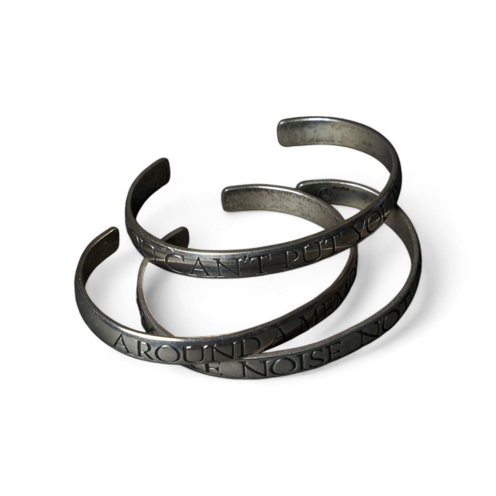 UNDERCOVER HYSTERIC GLAMOUR コラボ バングル シルバー 3連 - メルカリ