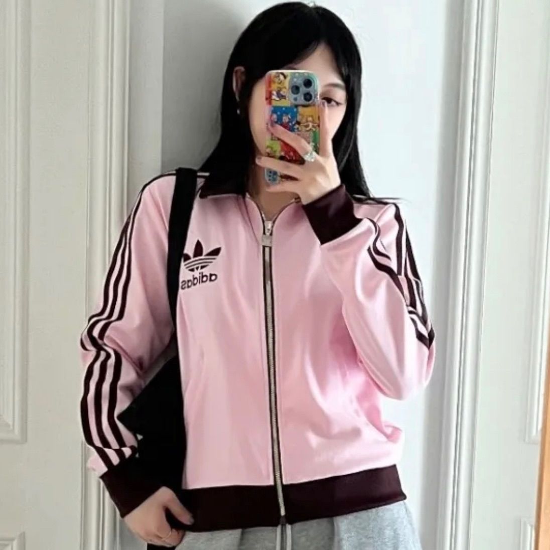 新品M⭐️韓国限定 adidas トラックジャケット/ジャージ 刺繍トレ