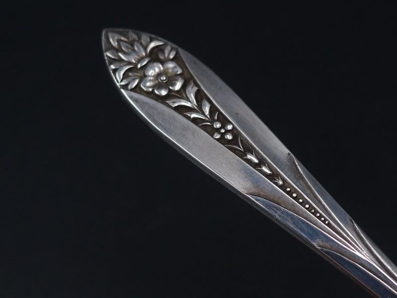 銀製 花柄 スプーン 純銀 アンティーク スプーン 日本製 - メルカリ