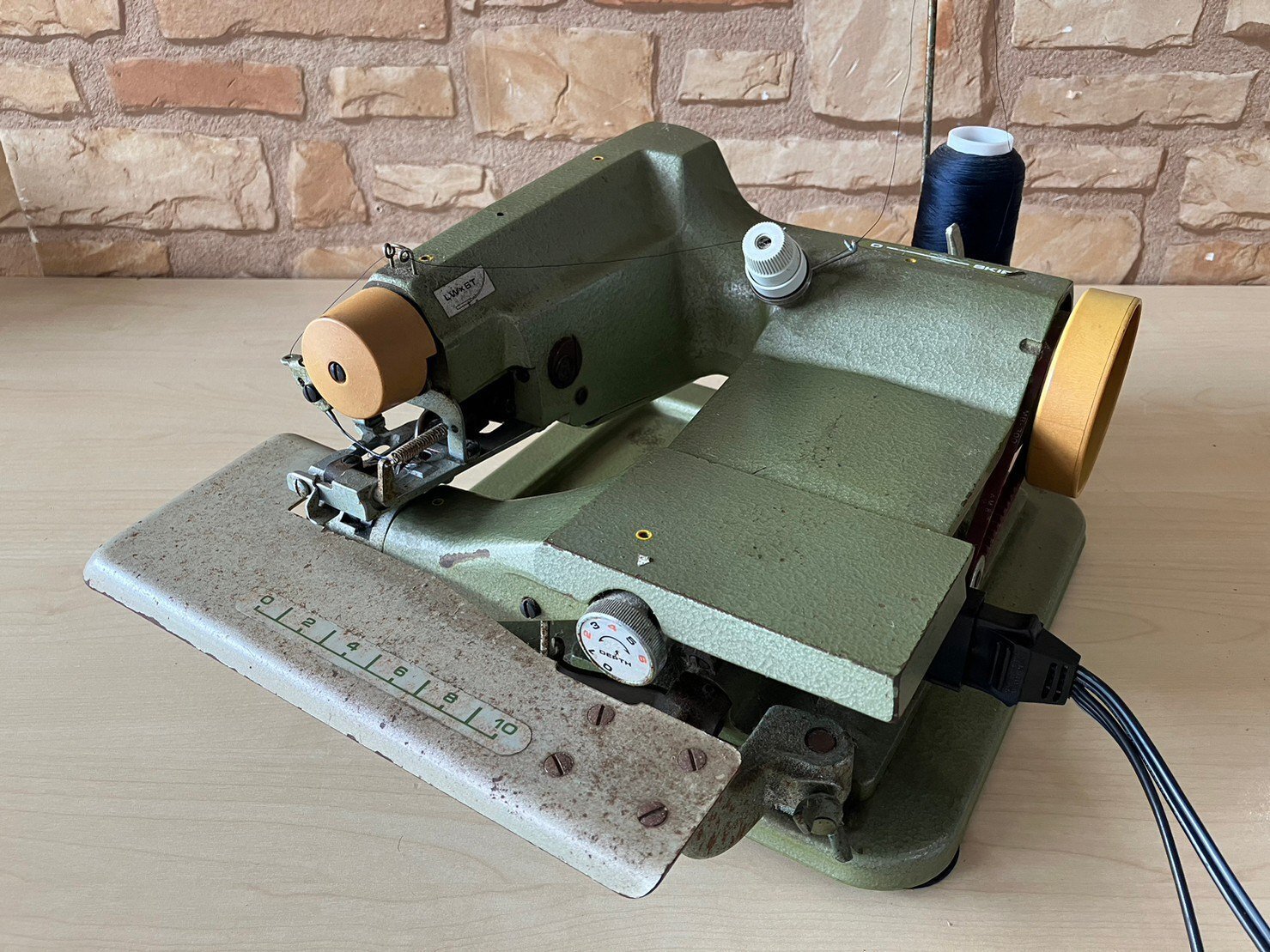 ミシン紹介】まつり縫い専用ミシン「babylock ベビースクイ CM-606