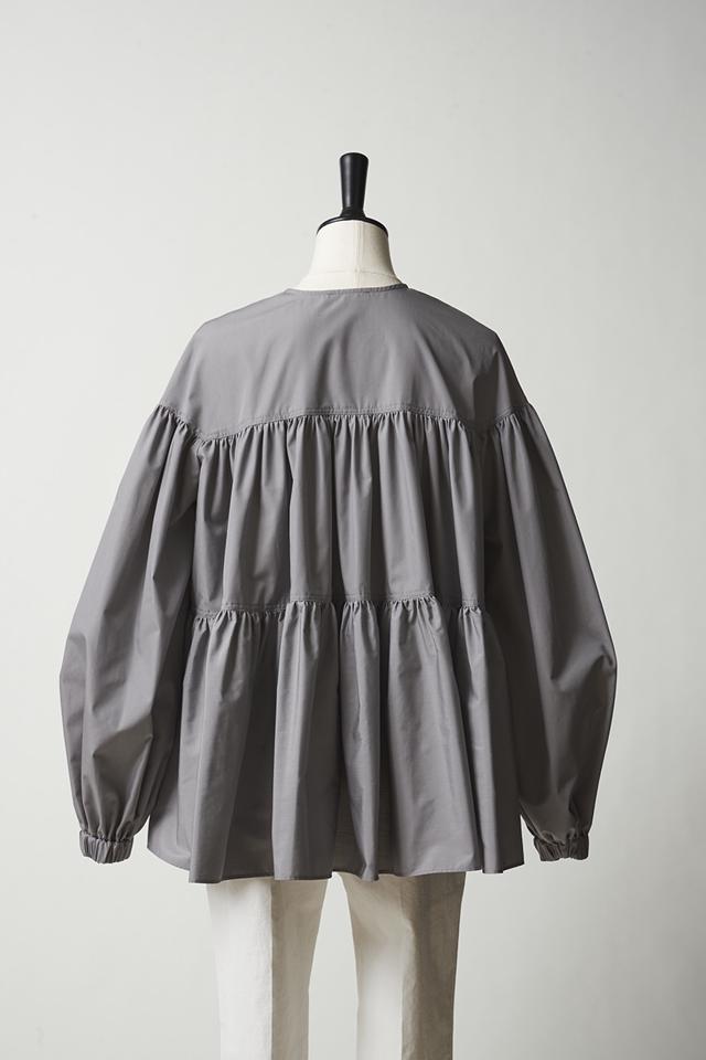 yori(ヨリ)の「ボリュームギャザーブラウス【2021SP】2月上旬入荷