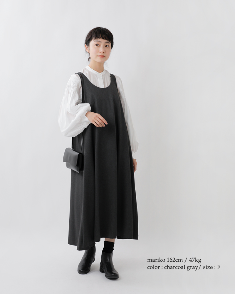 試着のみ】mizuiro ind／プリーツジャンパースカート／チャコールグレー