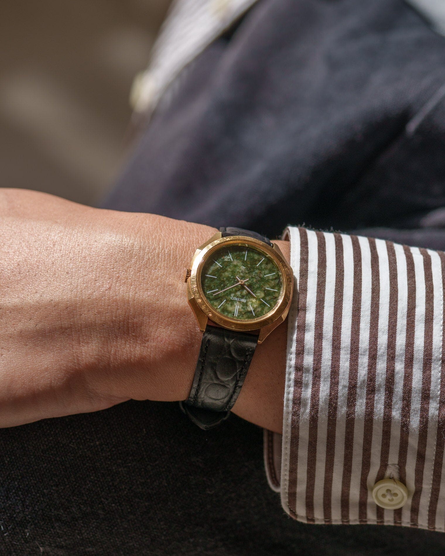 セイコー シャリオ 2220-0340 18K YG 翡翠文字盤 純正尾錠付き | ARBITRO