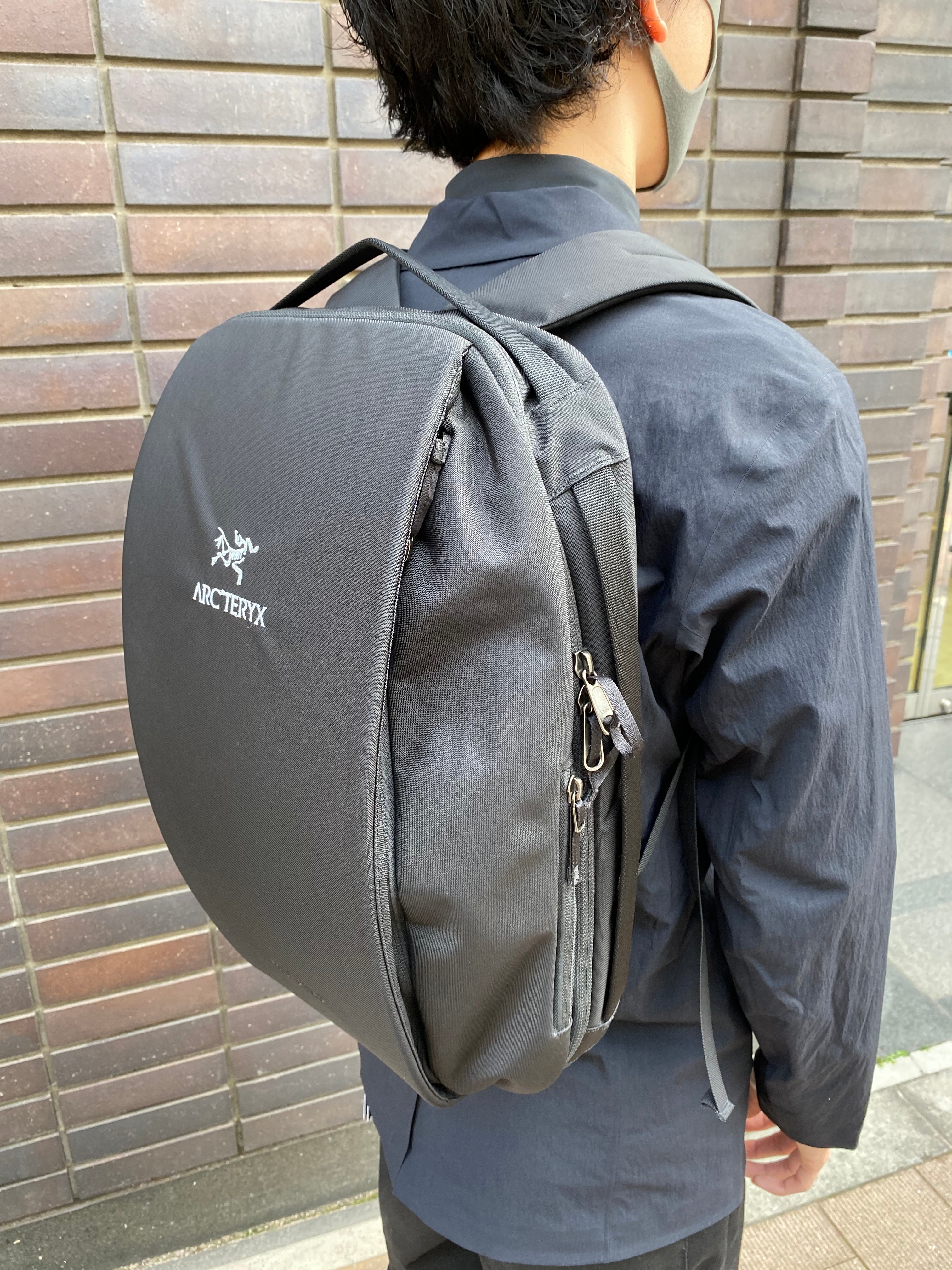 Blade20 – Arc'teryx Tokyo Ginza