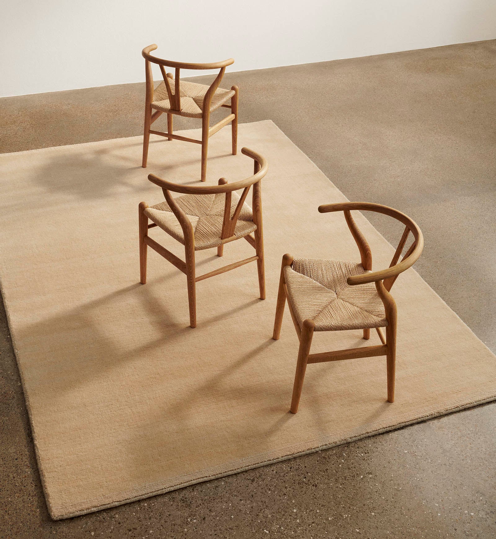 Carl Hansen & Søn CH24 Birthday Edition 2024 – Arrival Hall