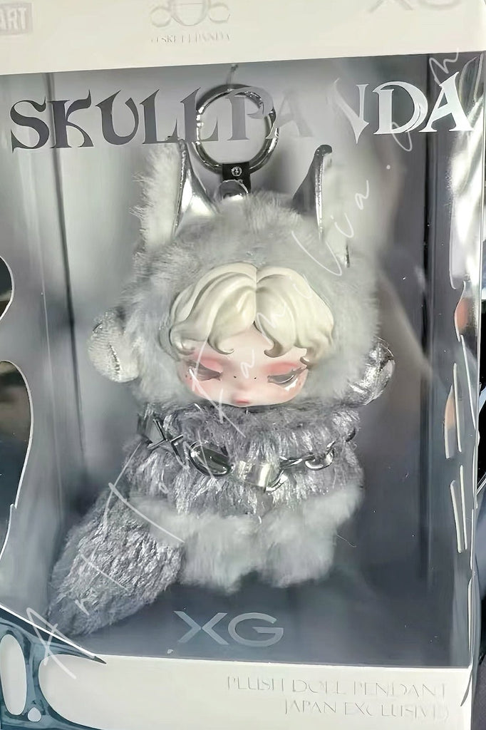 POP MART Skullpanda XG Plush Doll Pendant – Art Toy Familia