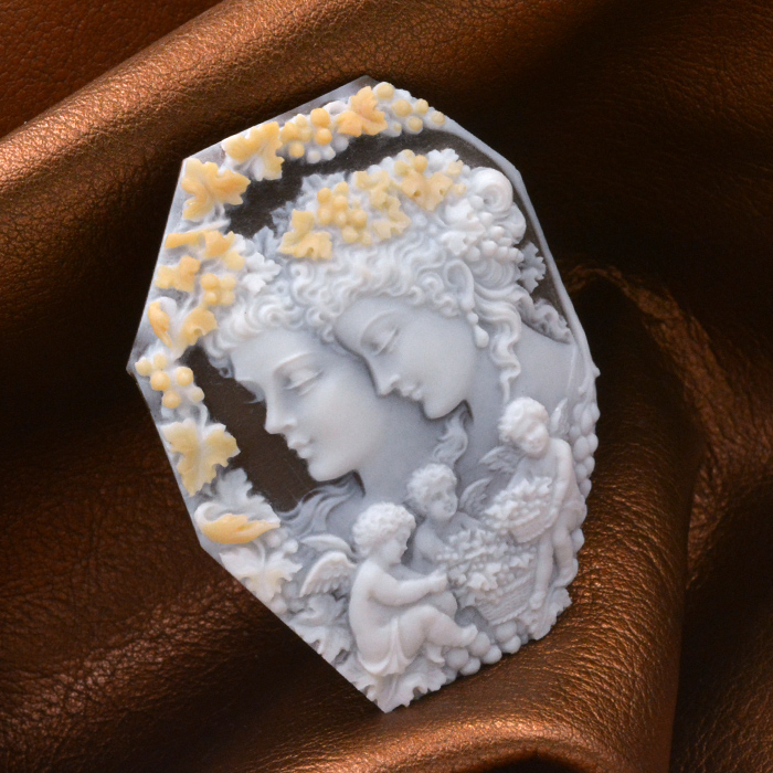 カメオ作家バルザーノ氏の特別なカメオ作品のご紹介