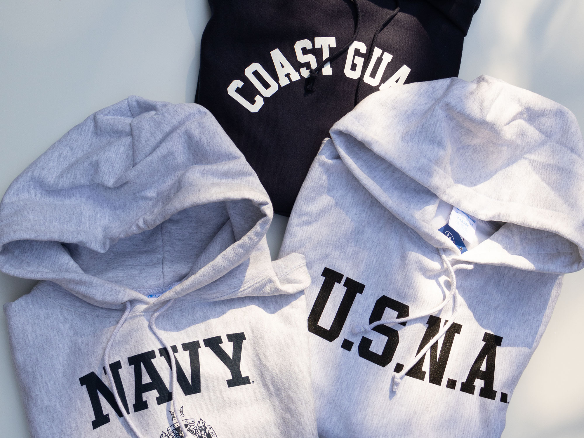 日本に流通の少ないUS企画チャンピオンリバースウィーブ、ミリタリー