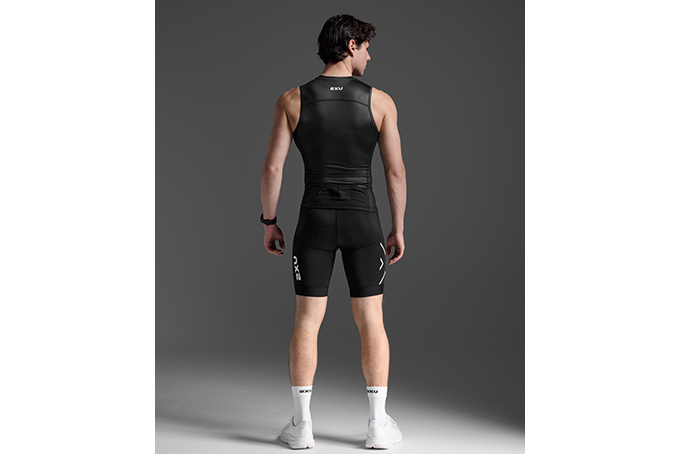 2XU Core トライトップ BLACK | トライアスロンのことならアスリート