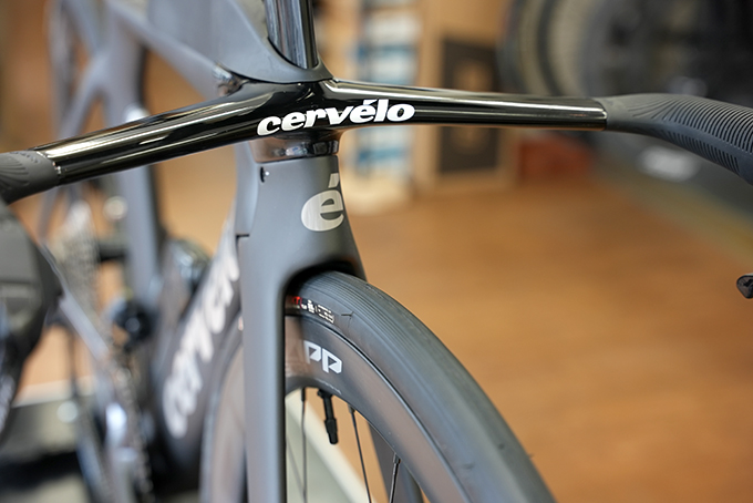 Cervelo P5 シマノULTEGURA Di2 | トライアスロンのことならアスリート