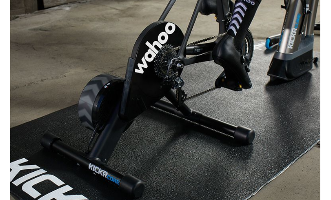 Wahoo KICKR CORE スマートトレーナー | トライアスロンのことなら