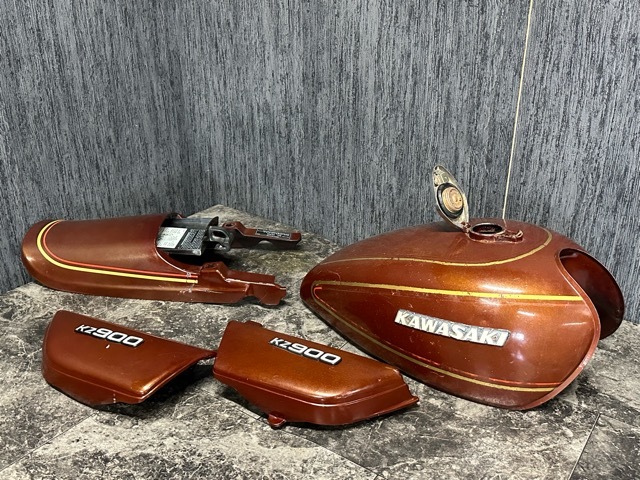 KZ900 オリジナル外装セット タンク サイドカバー テールカウル Z1 Z2