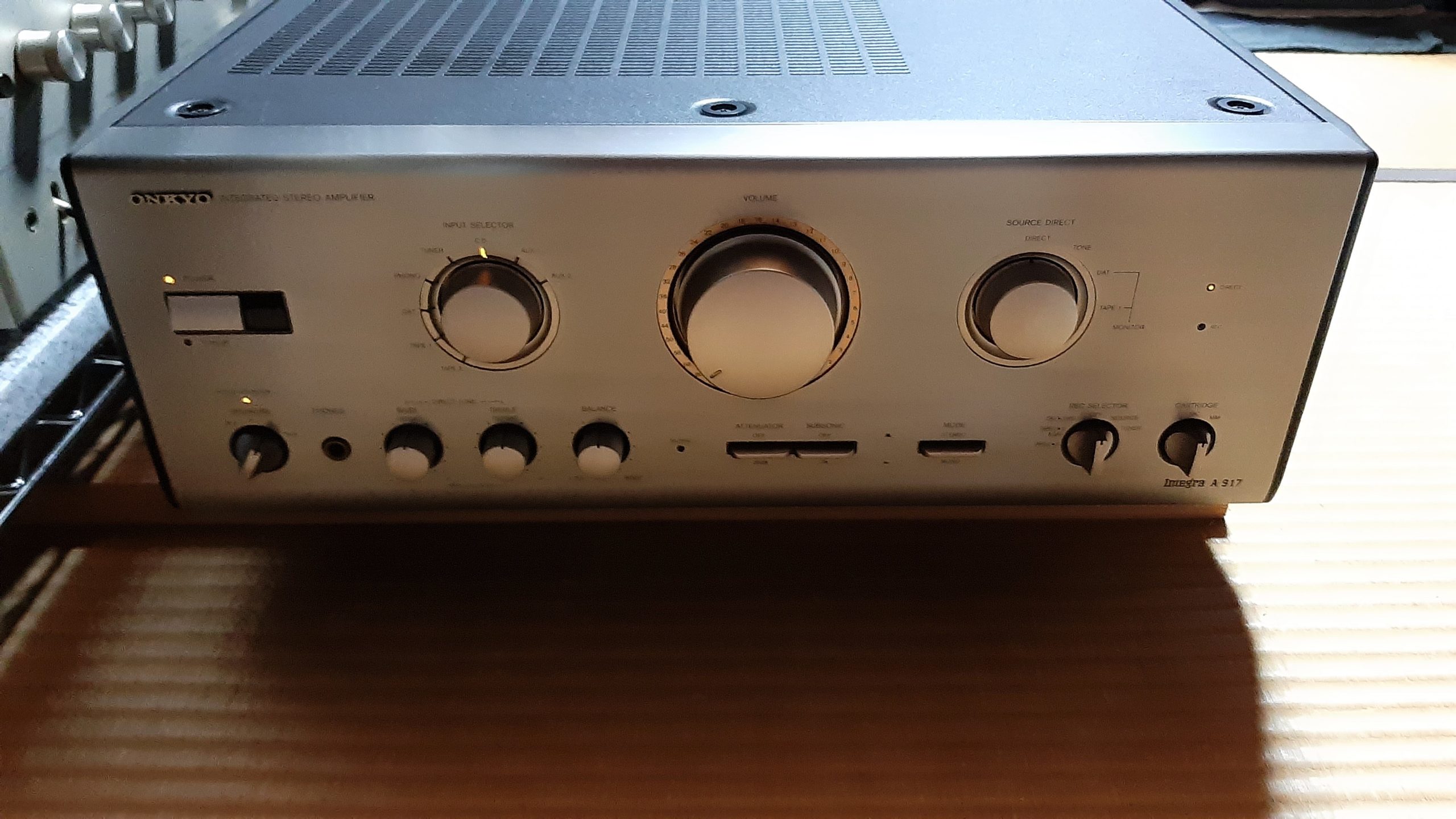 バブル時代アンプ ONKYO INTEGRA A-917 – ぎりレコ