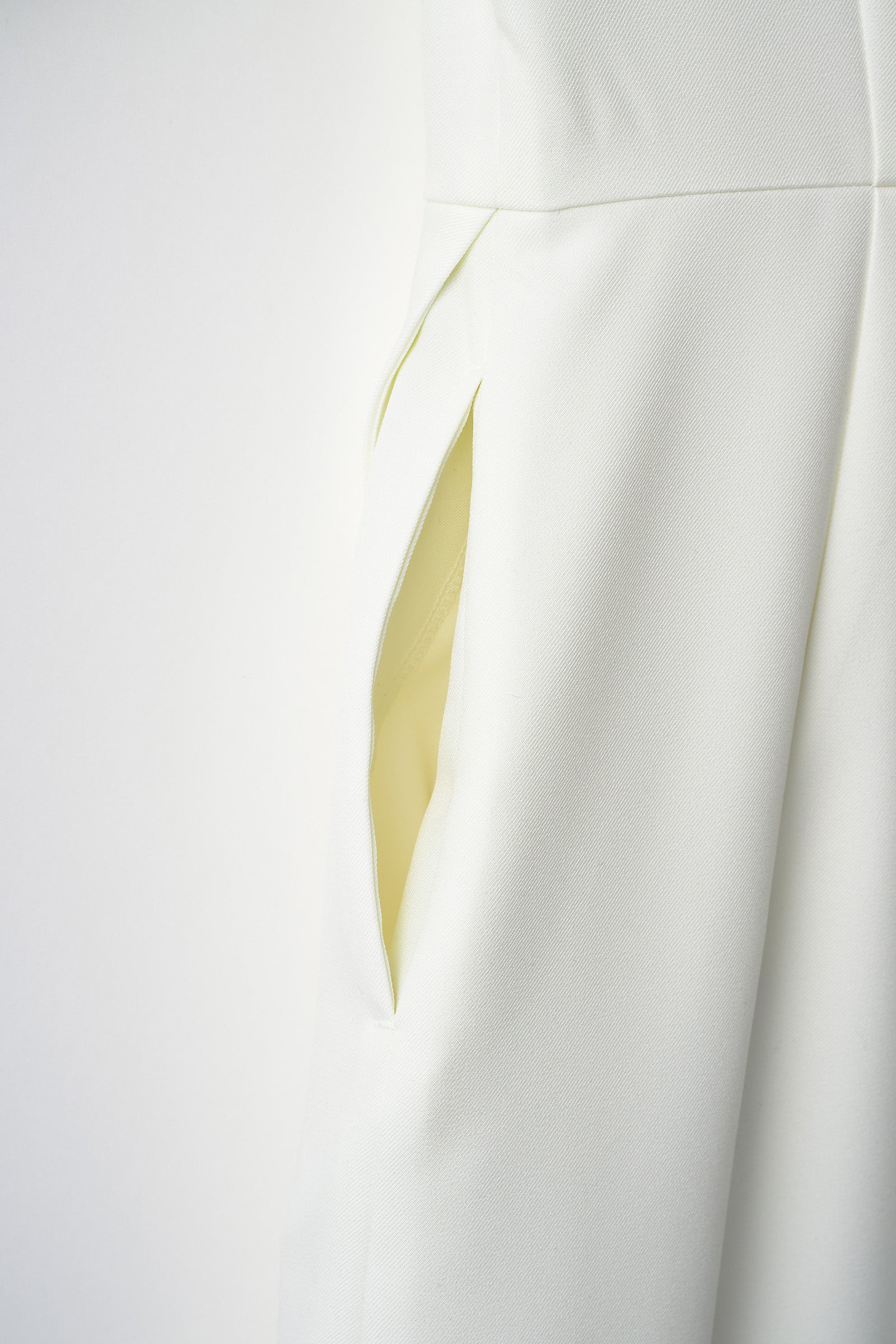 Tulip hem dress (Ivory) – Audire