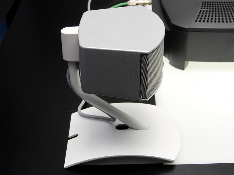 ボーズ、フロントSPでサラウンド再生できる「3・2・1」の上位モデル