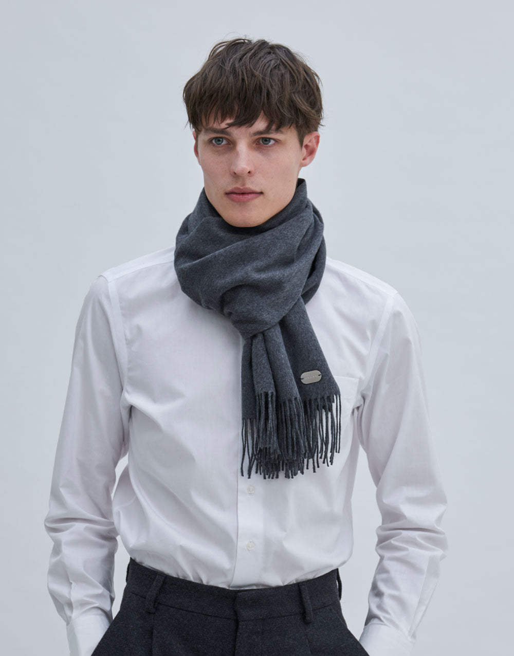 シルク100％マフラー グレー – AVLDE