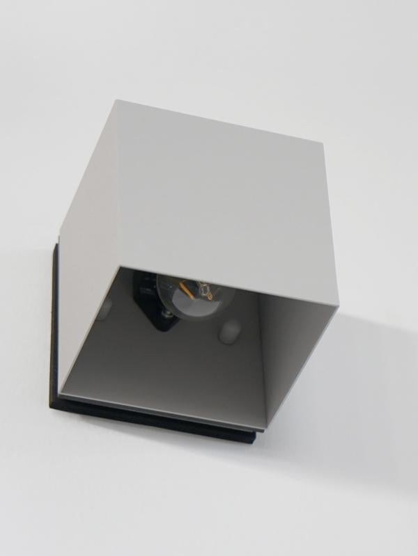 koti キューブエントランスライト グレー | AXCIS ONLINE