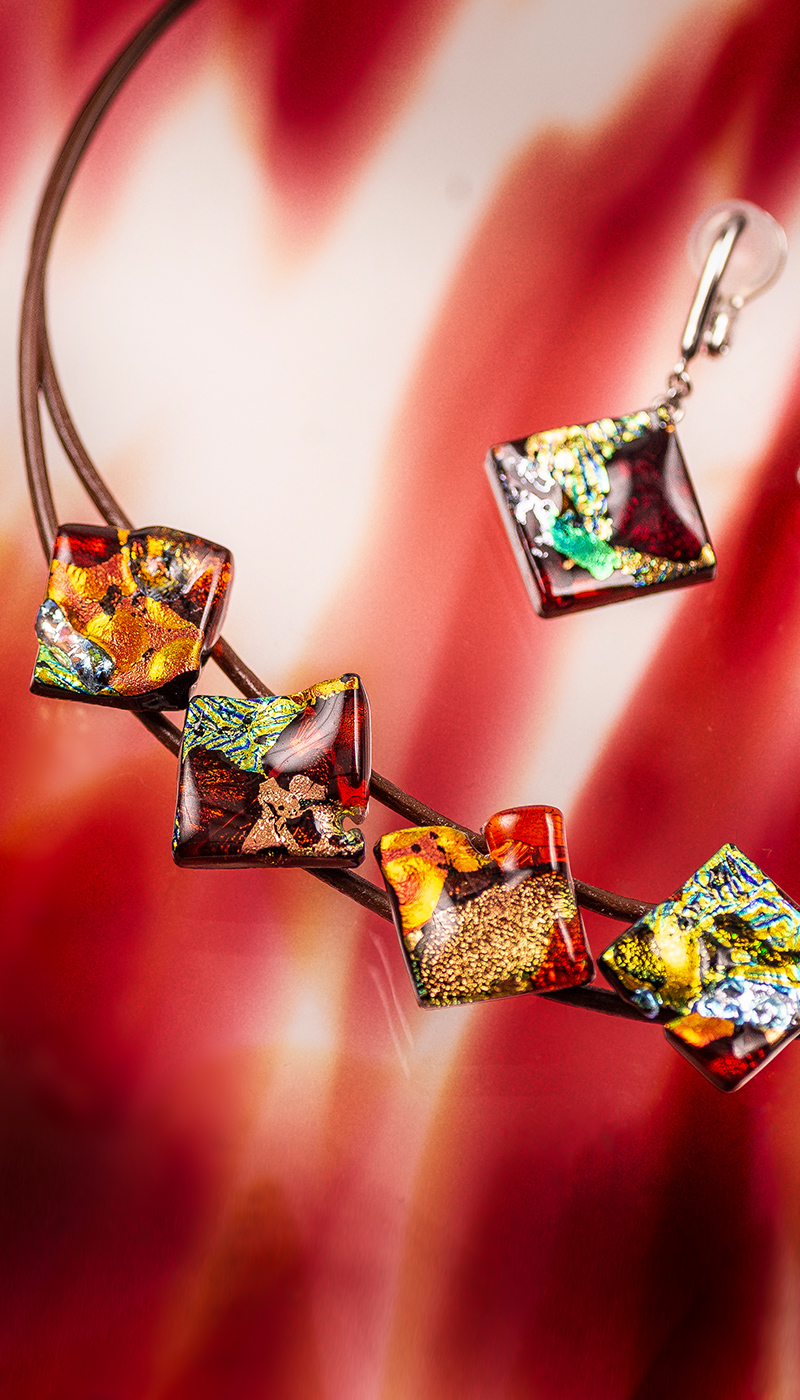 ayanofukumura（アヤノフクムラ）公式サイト