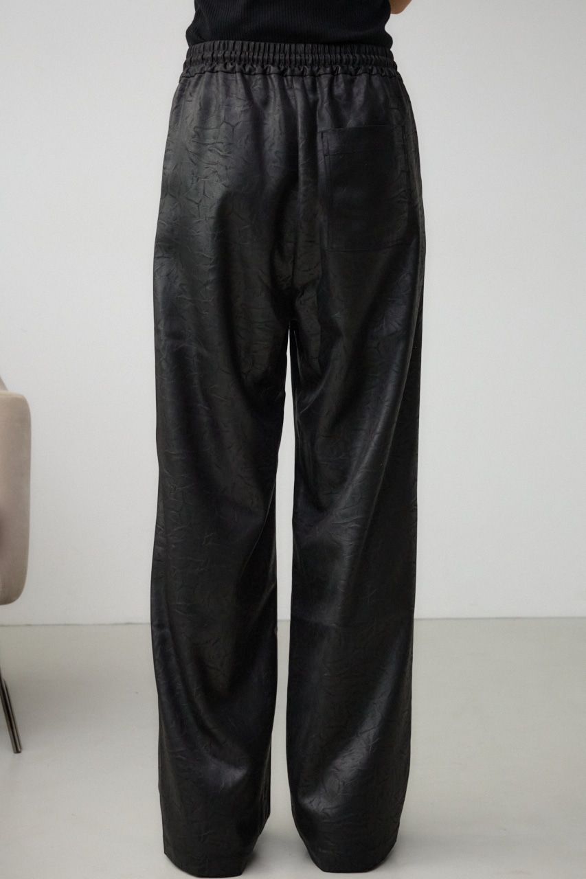 レザーライクリラックスワイドパンツ｜WOMEN｜250HAM31-107H｜AZUL BY