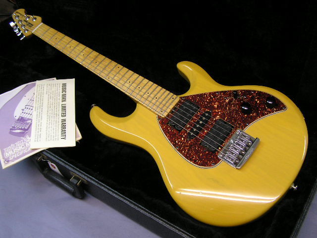 MUSIC MAN Silhouette HSH / Butterscotch – 神戸ギターショップ B-West