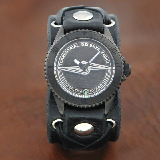 ウルトラセブン×レッドモンキー腕時計 円谷プロダクション創立50周年