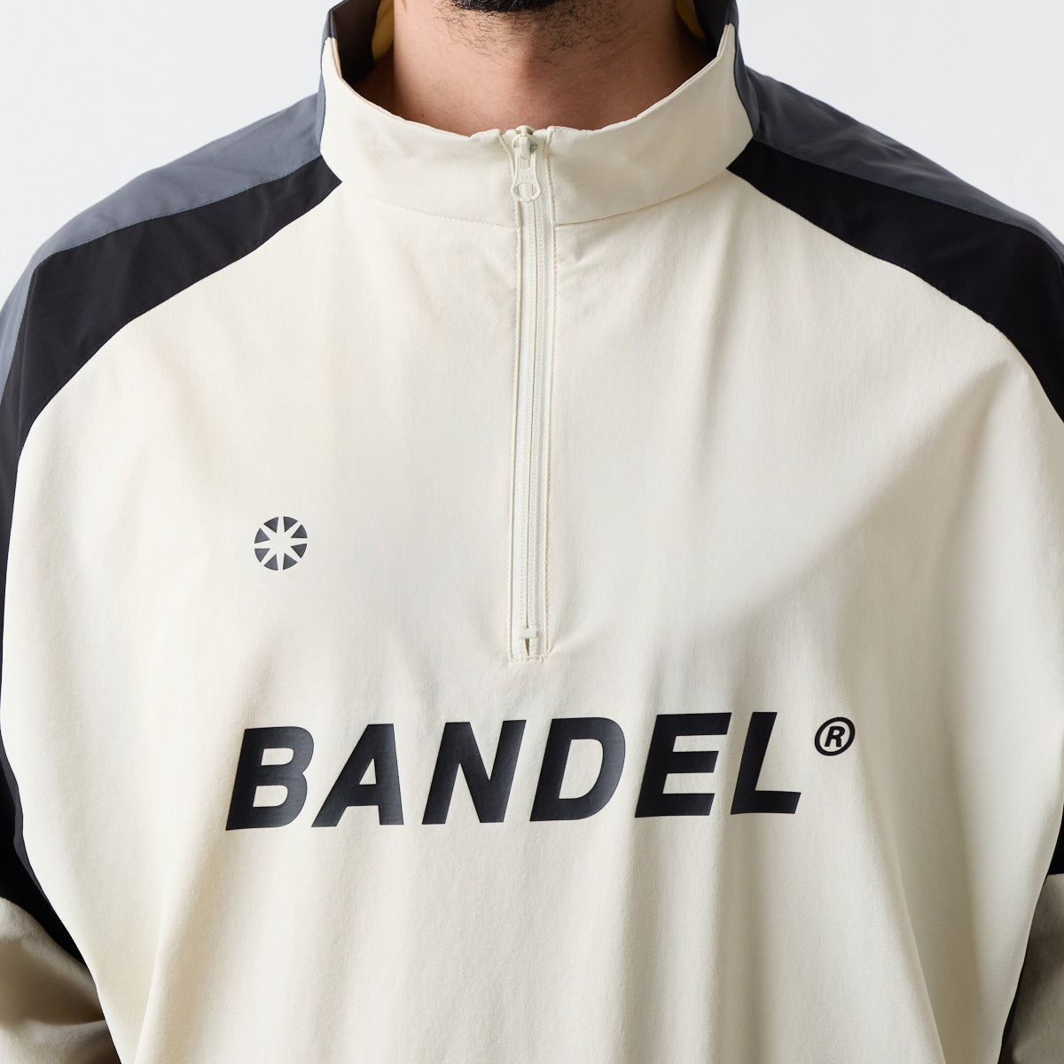 ユーティリティ ハーフジップジャケット – BANDEL®︎｜公式オンライン