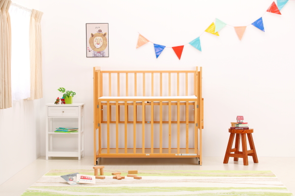 ハイタイプベッド ハイクラウン（立ちベッド） | ベビーベッド・ベビー