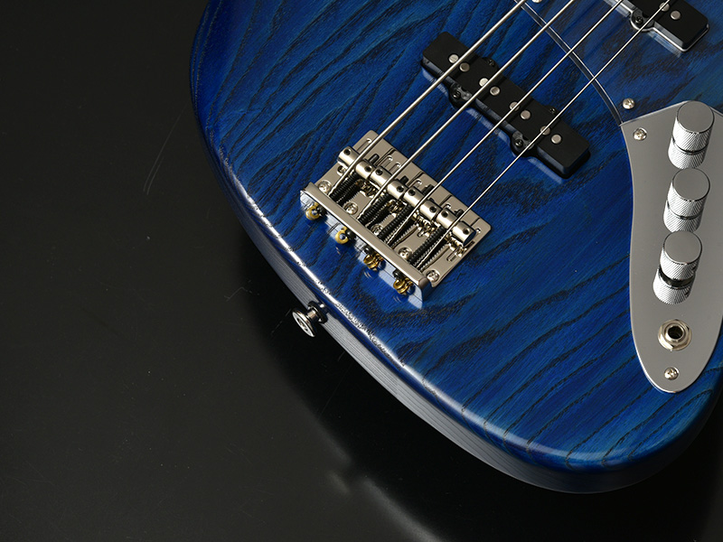 WL4STD-ASH (Bacchus / バッカス) エレキベース