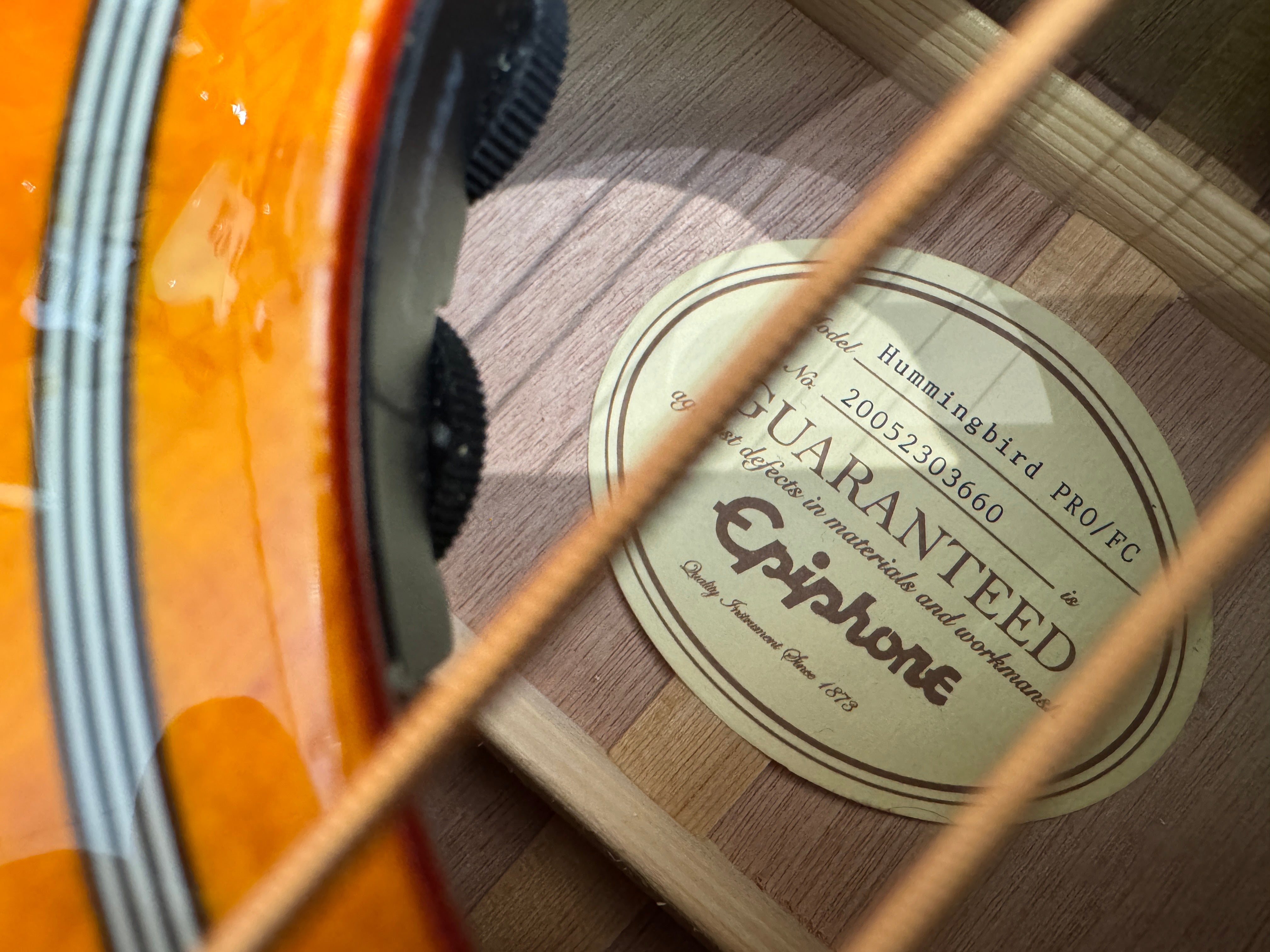 Epiphone Hummingbird Pro & Hard case 2020 – Badlands Guitars Limited