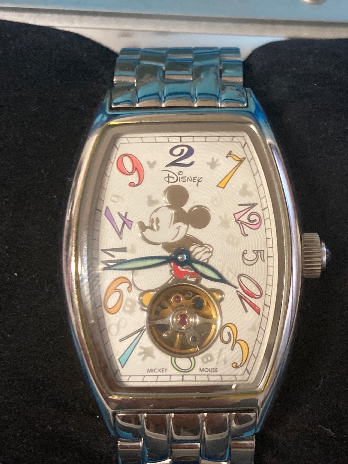 ディズニー ミッキー誕生 77周年 限定品 クレイジーアワーズ 腕時計 手巻き