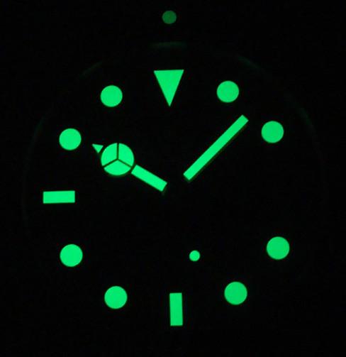 ロレックス サブマリーナ「クラシックブラック」スタイル – dealer