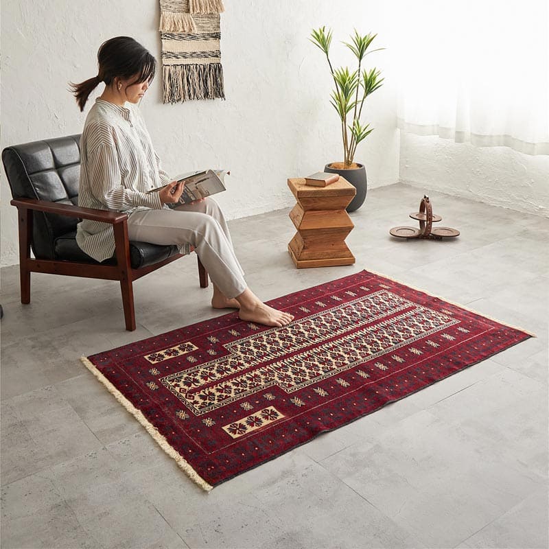 一点もので、一生もの】天然ウール100%トライバルヴィンテージラグ 約