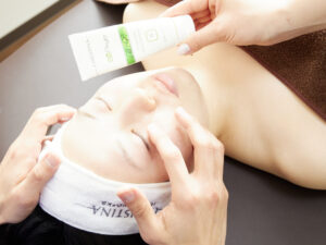 クリスティーナ『ビオフィート』 | 大阪・心斎橋の美容鍼サロン ボディ