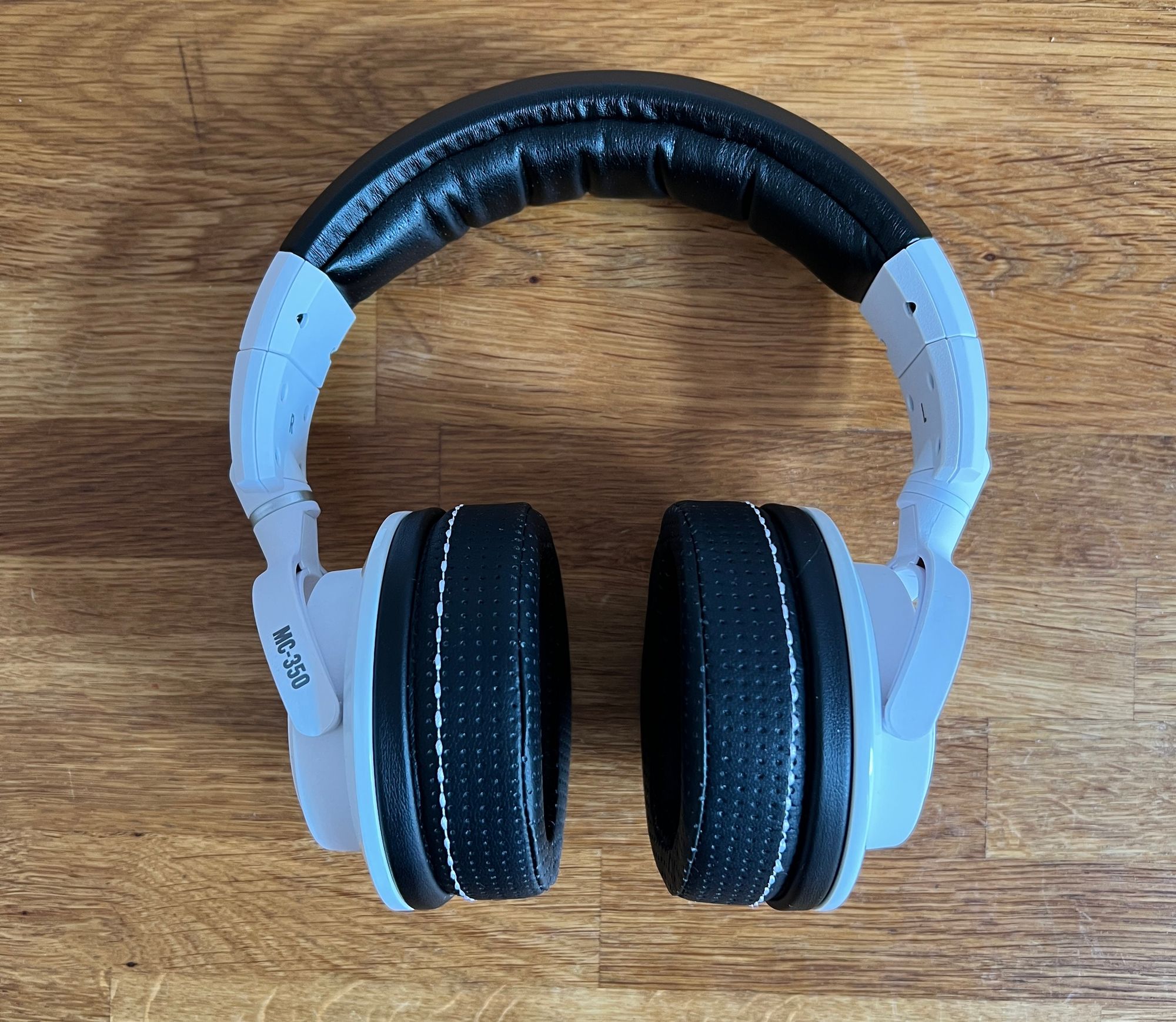 Lush-Sounding Made For Pro's Mackie MC-350 Closed-Back Headphone