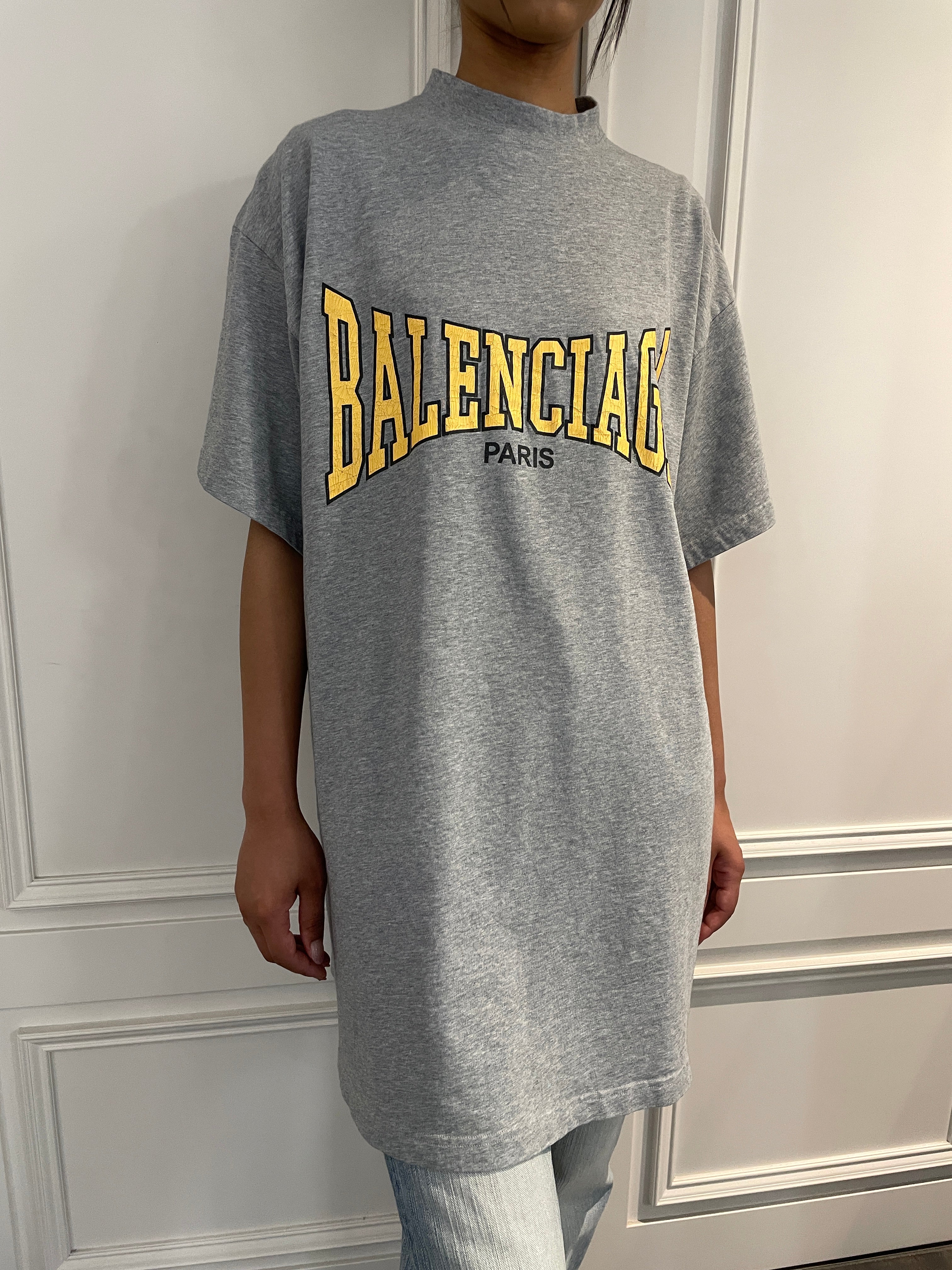正規品・送料無料】BALENCIAGA / OVERSIZED LOGO GRAPHIC T-SHIRT