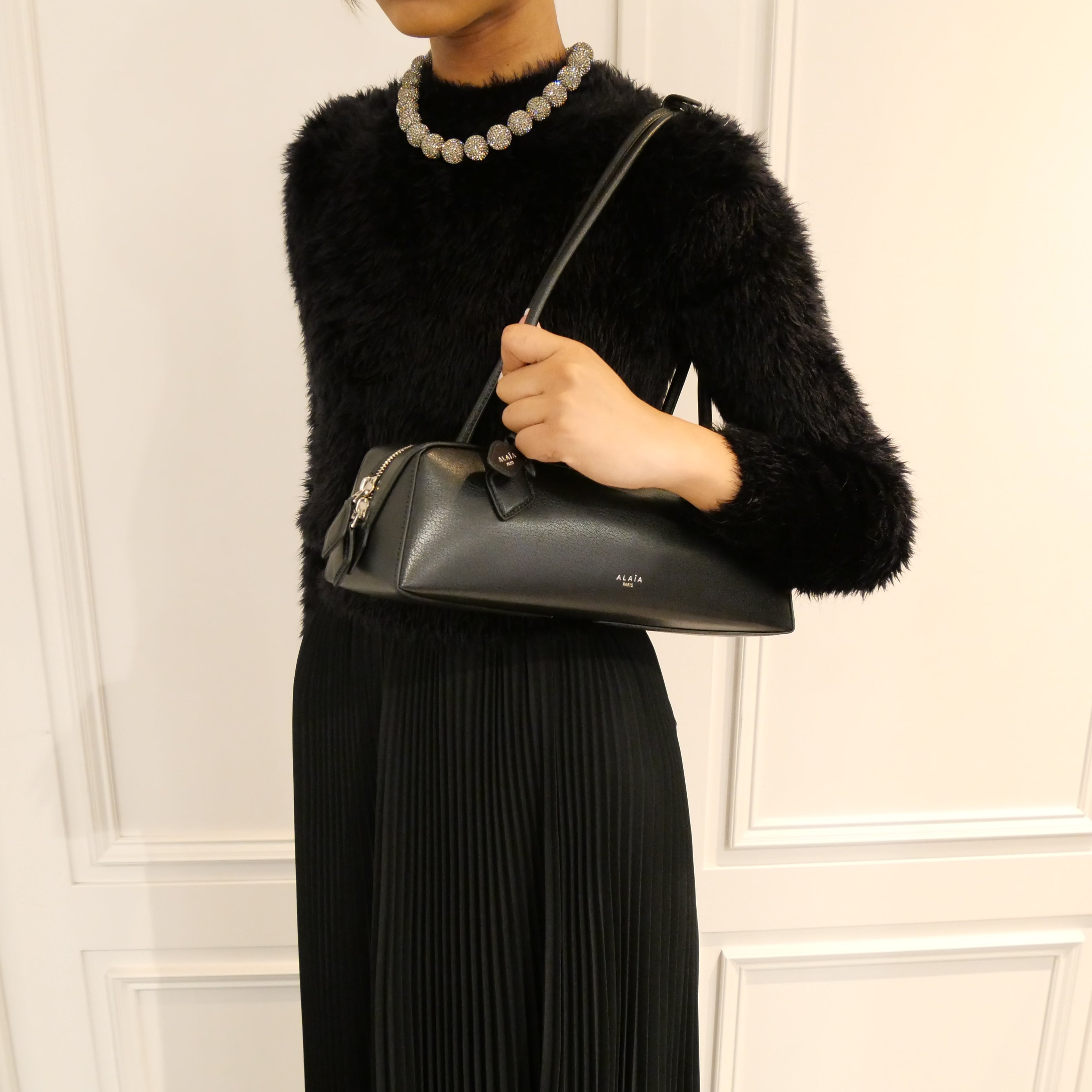 正規品・送料無料】ALAÏA / LE TECKEL MEDIUM BAG | BOLS・1987 公式ストア