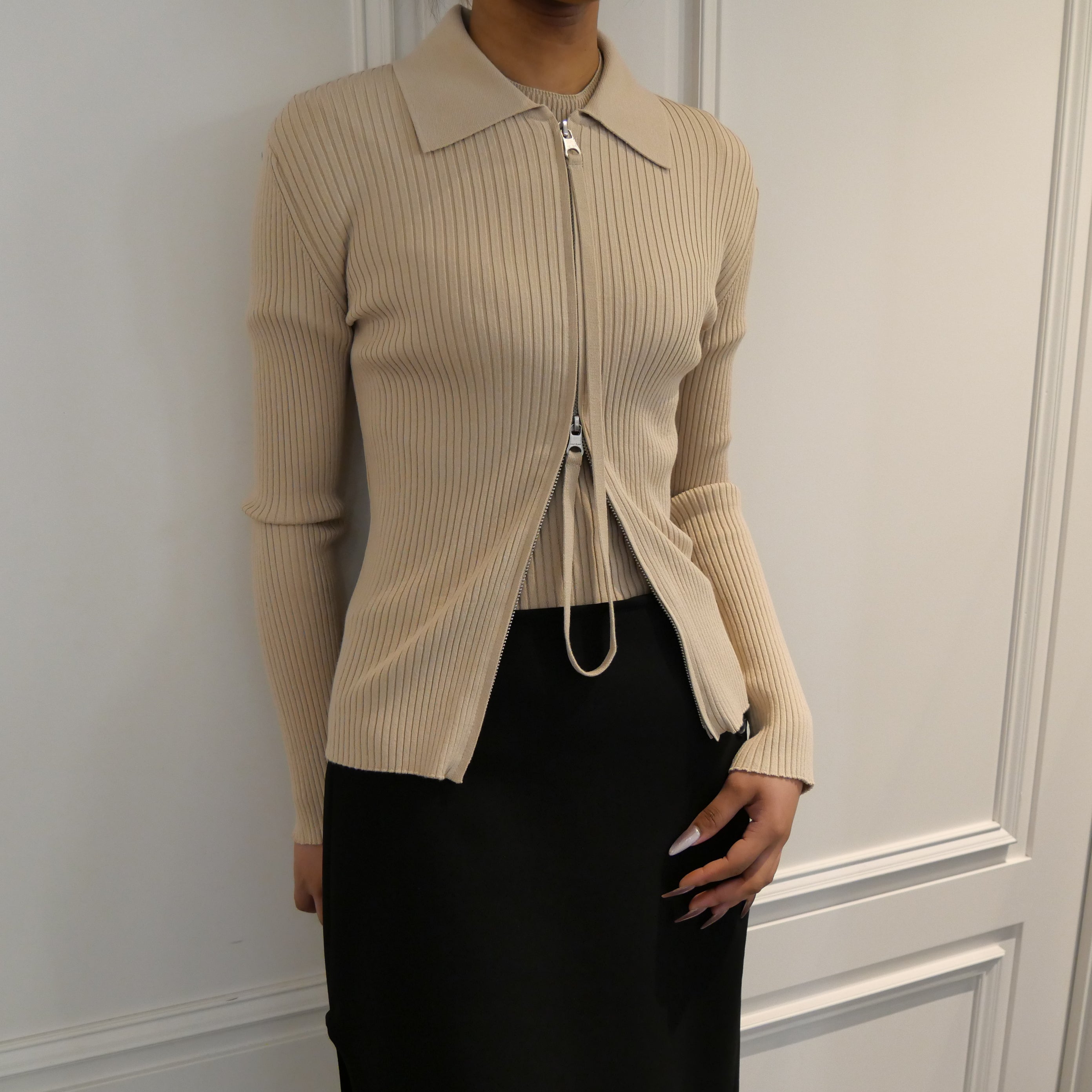 正規品・送料無料】Courrèges / KNITTED ZIPPED CARDIGAN(DARK SAND