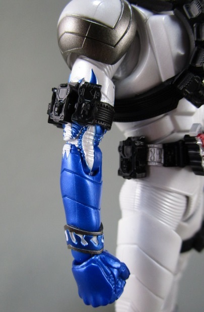 玩具レビュー S.H.Figuarts（真骨彫製法） 仮面ライダーエターナル