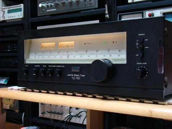 SANSUI TU-707 (^^ゞ - 昔のオーディオはいいよなぁ