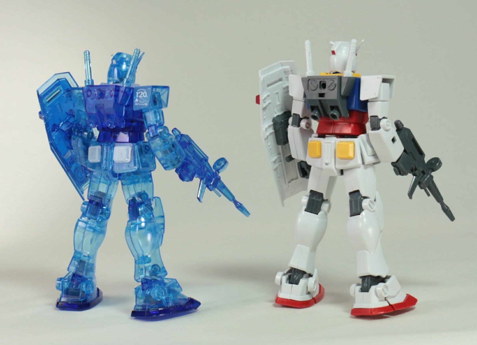 HG 1/144 RX-78-2ガンダム[清水港開港120周年記念カラー]のご紹介