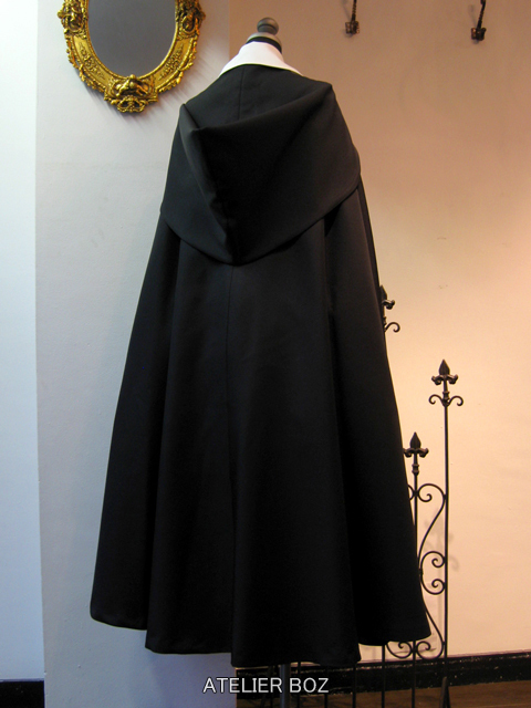 再入荷：フードロングマント[2113] | choice closet