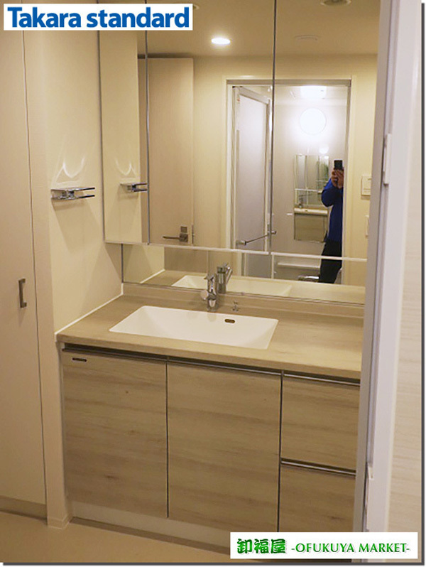 新入荷! タカラスタンダード 洗面化粧台 ミラーキャビネット収納 三面