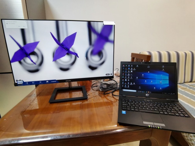 モニター】Philips 『241E1D/11 - 271E1D/11』 レビューチェック