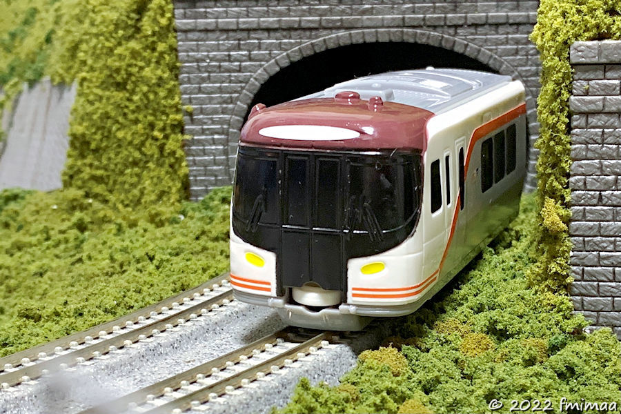 速報!! HC85系ハイブリッド車（試験走行車）入線 - ナマケモノ写真館