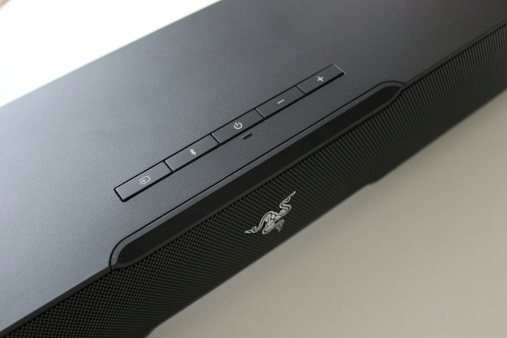 Razer 『Leviathan V2』 画像など ～性能もデザインも進化したサブ