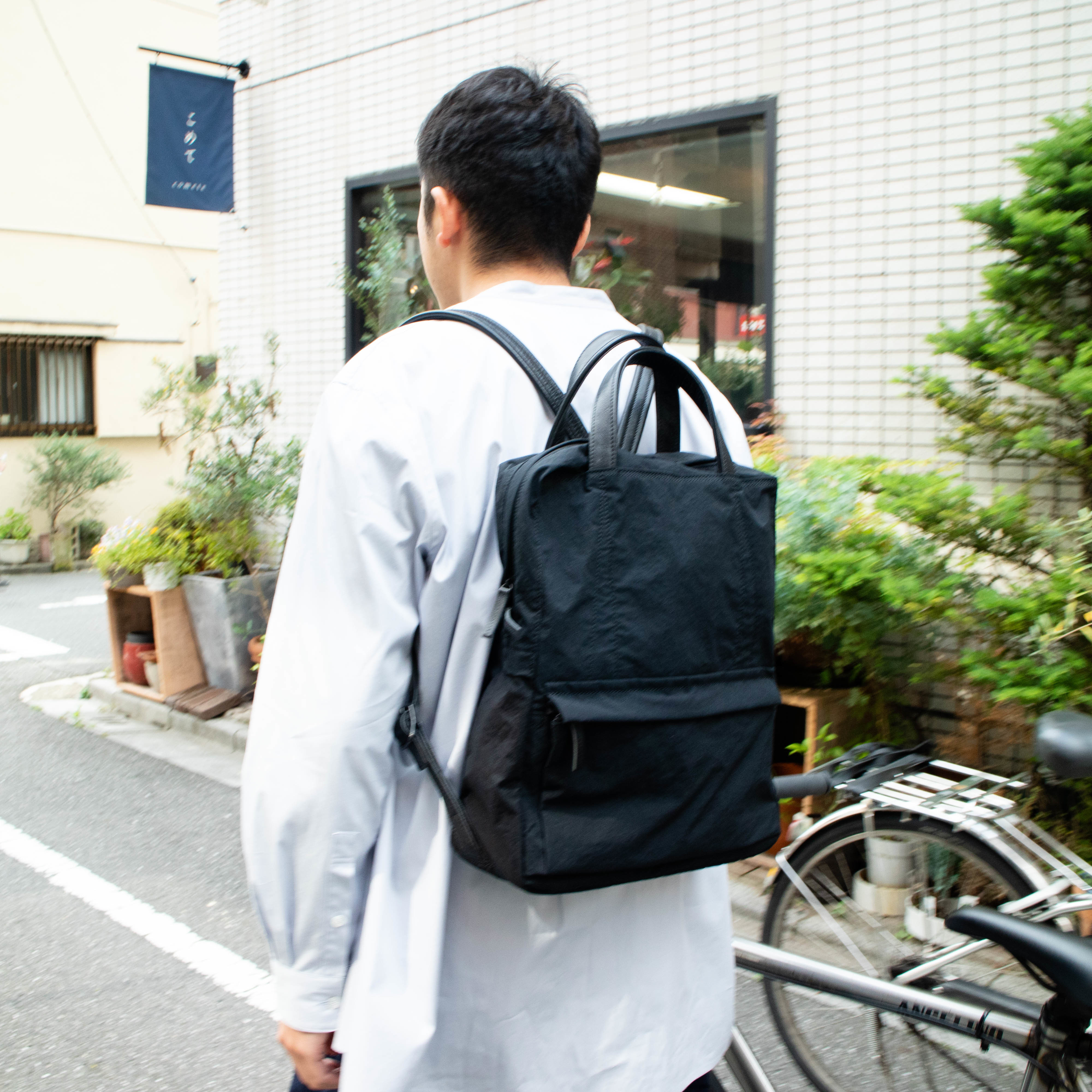 POSTALCO ブラックキャンバスリュック