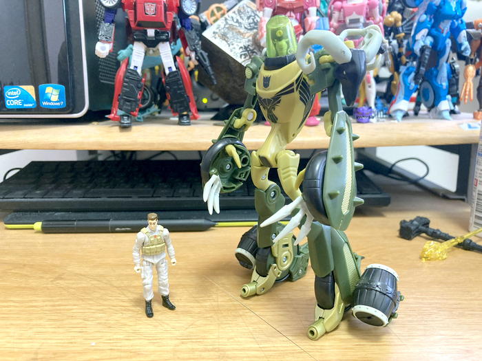 頭の容器に水を入れる案があったとか『オイルスリック（アニメイテッド